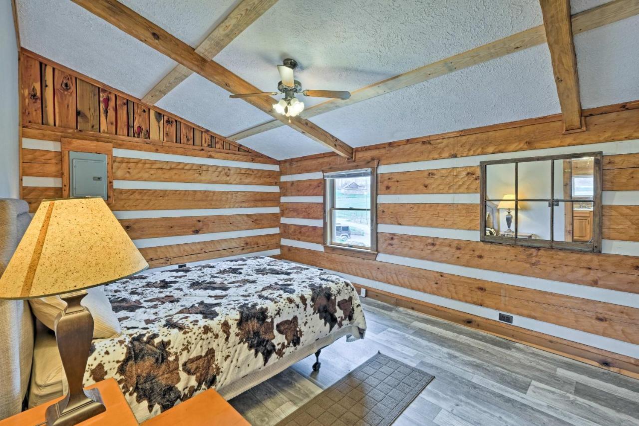 Rogersville Barn Apartment On 27 Acres With Pond! Екстериор снимка